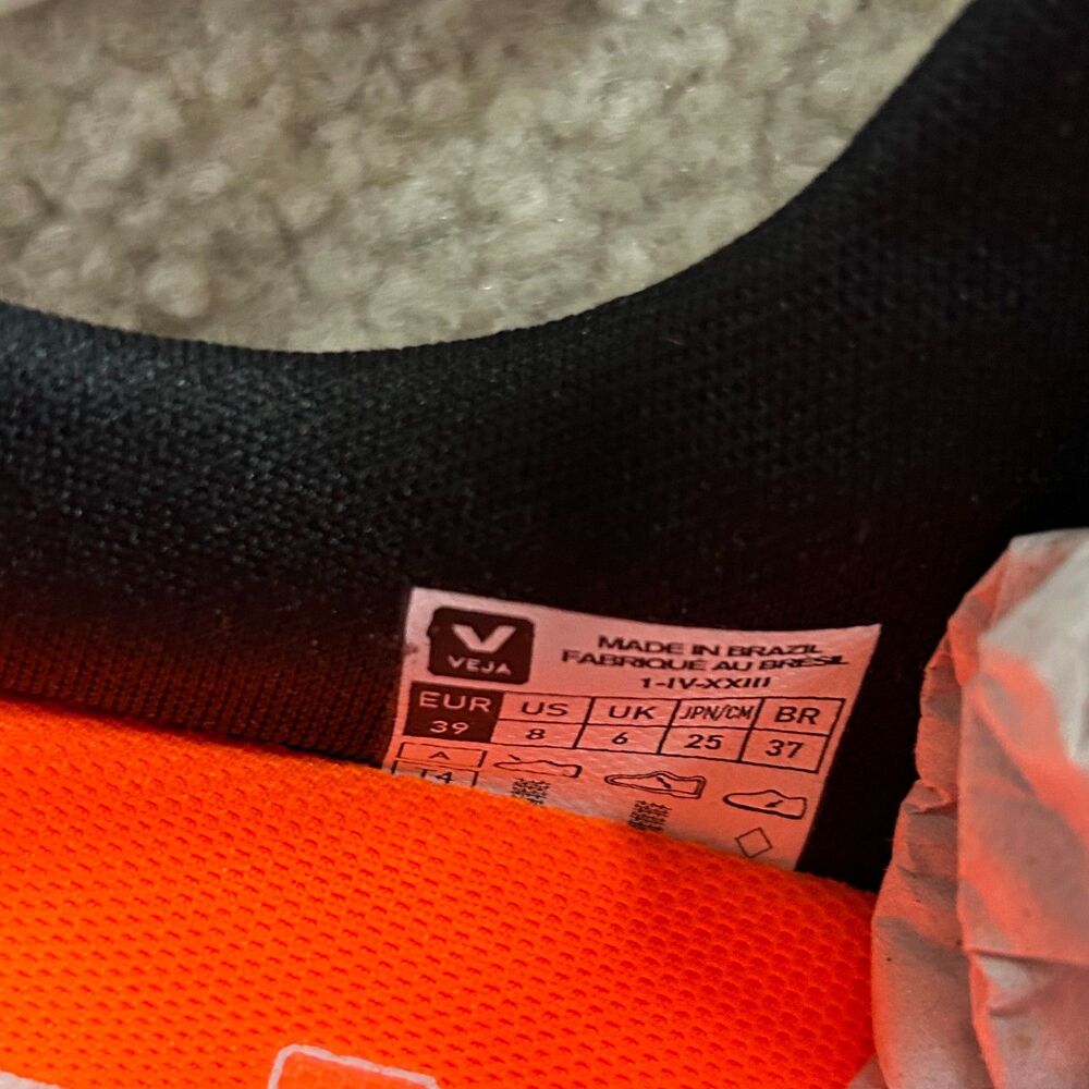Veja NIB NWT Dekkan Alveomesh Tent Pierre Brown Black Outdoor Sneaker Size 39 - Picture 9 of 12